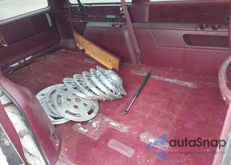 1992 Plymouth Grand Voyager Se from USA, damaged, VIN 1P4GH44R9NX146771